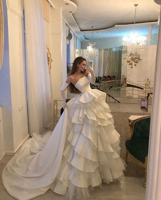 Glamorous Strapless Tiered Ruffle Wedding Dress Romantic Long Train Bridal Gown TP5081