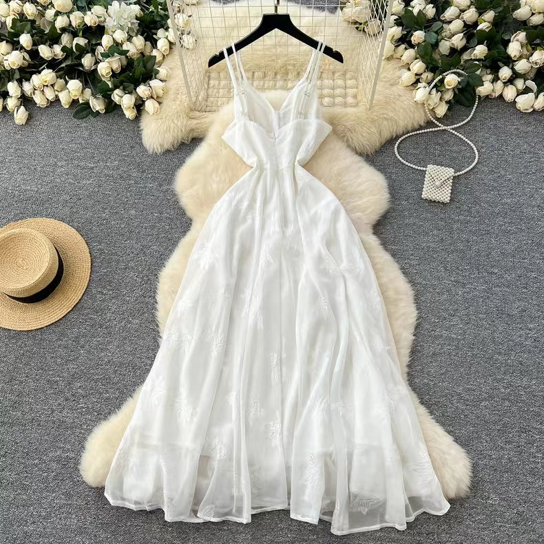 Fashion French High Sense V-neck High Waist Slimming Embroidery White Spaghetti Strap Dress TP2846