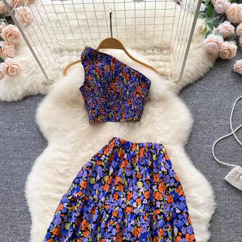 New Seaside Holiday Fashion Short Sleeveless Top High Waist Floral Skirt Two-piece Set TP2858