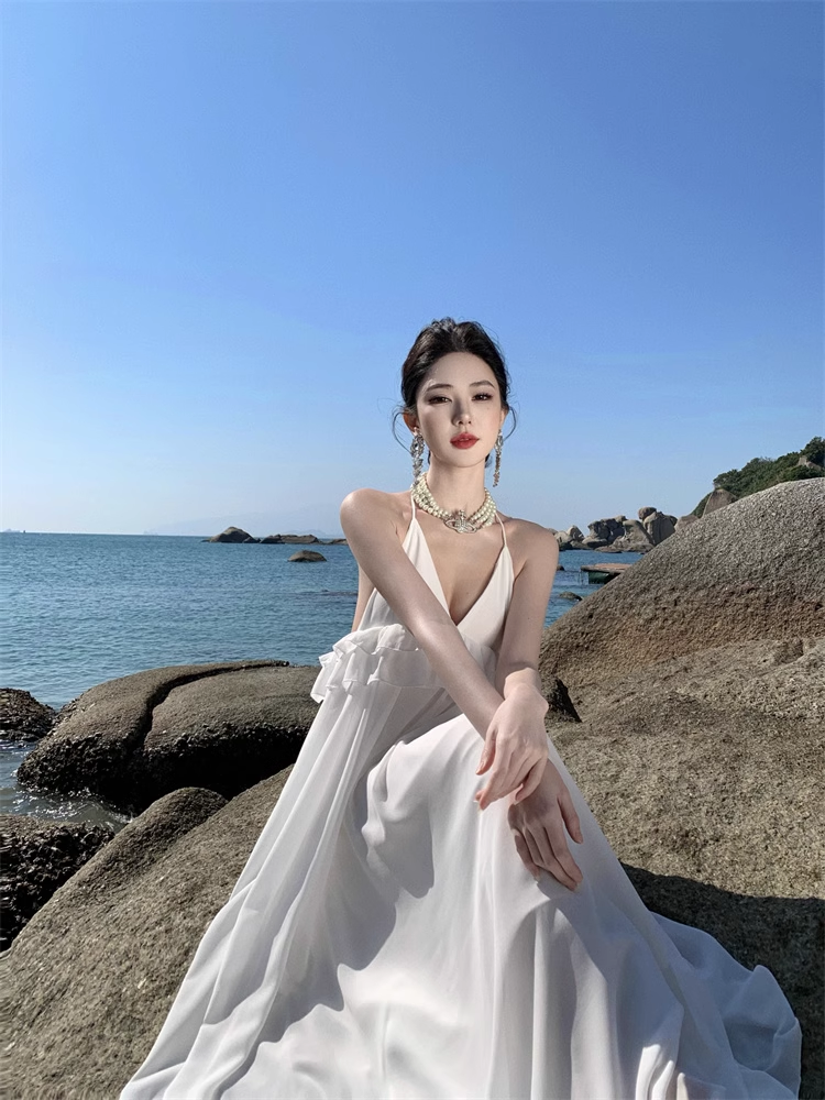 Simple Fashion Women White Design Sense Beach Holiday Banquet Halter Dress TP3075