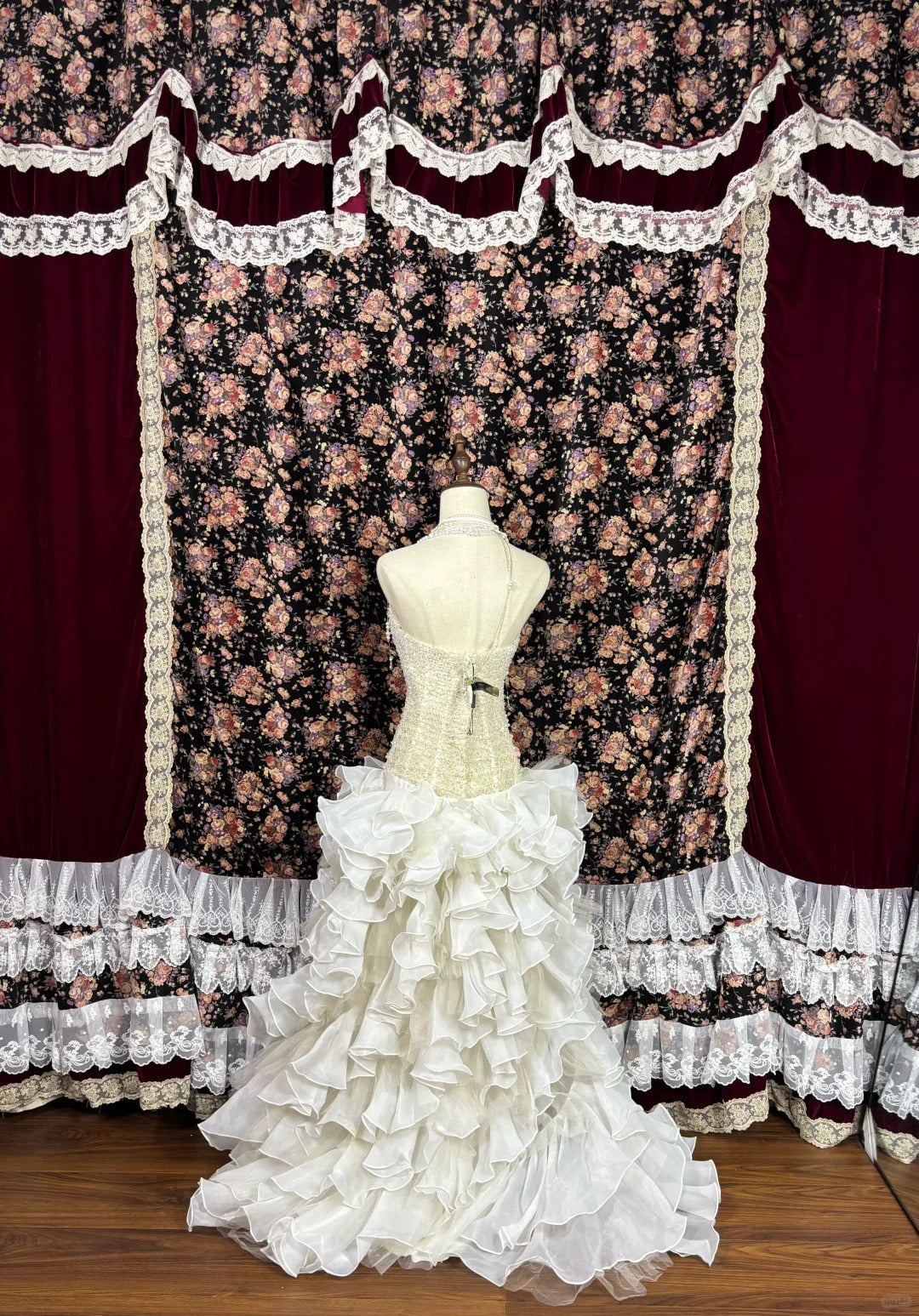 Retro Sweetheart Strapless Appliqued 3D Flower A-Line Tulle Quinceanera Dresses Evening Ball Gowns TP3791