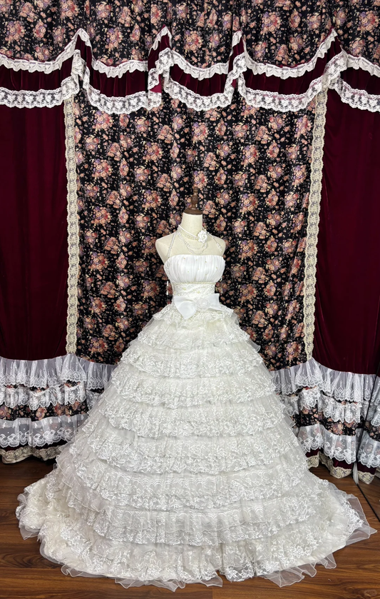 Beautiful Ivory Tulle Lace Strapless Appliques Sweet 16th Quinceanera A-Line Floor-length Tiered Evening Dress Prom Dress Ball Gown TP4260