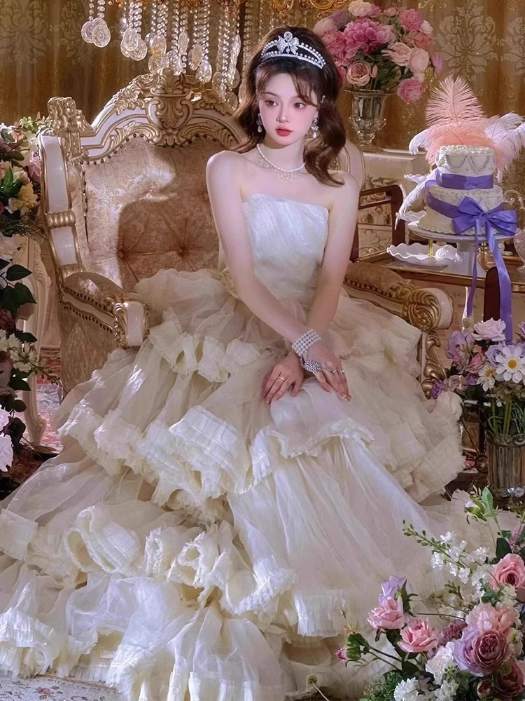 Elegant White Strapless Tiered Sweet 16 Quinceanera A-Line Tulle Evening Dress Ball Gown TP4919