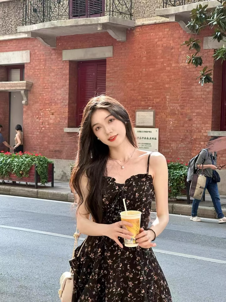 New Fashion Floral Design A-line Black High-waist Sleeveless Spaghetti Strap Dress TP3258