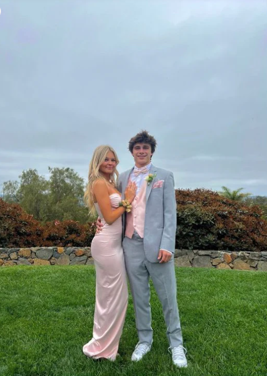 Elegant Pink Sweetheart Prom Dress Satin Sheath High Slit Spaghetti Strap Evening Gown Long Party Dress Formal Dress TP4752