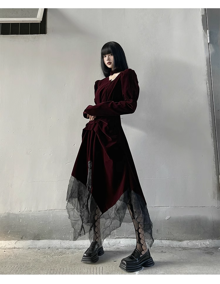 Elegant Fashion Red Velvet Irregular Dress Edge Design Gothic style party High-waisted Long-sleeved Dress TP2915