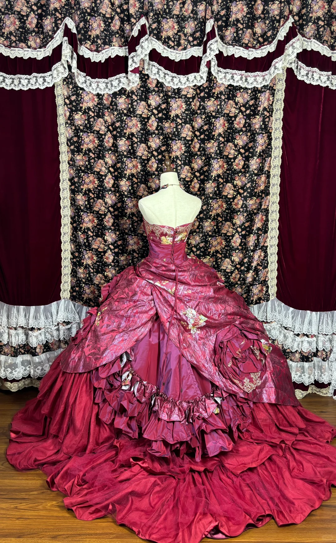 Elegant Burgundy Floral Satin Sweet 16 Quinceanera A-Line Strapless Sweetheart Evening Dress Long Ball Gown TP4981