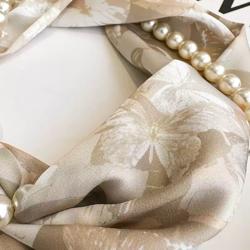 Simple Vintage Butterfly Pattern Design Magnetic Buckle Pearl Soft Silk Scarf TP3134