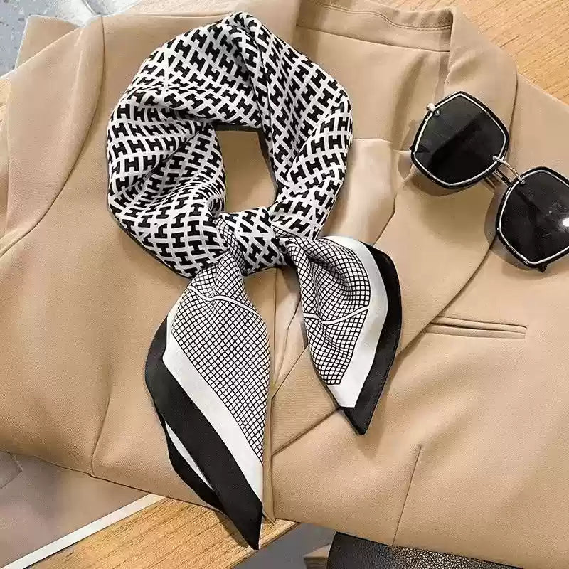 Vintage Elegant Floral Design Versatile Soft Fabric New Fashion Silk Scarf TP3301