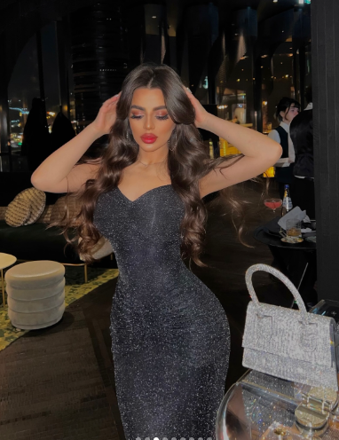 Sexy Black Mermaid V-Neck Spaghetti Strap Glitter Long Prom Dresses TP1701