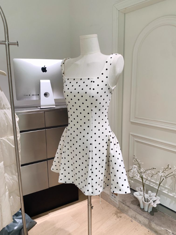 Simple Wave Point Design A-line Casual Square Collar Sleeveless Spaghetti Strap Dress TP3254