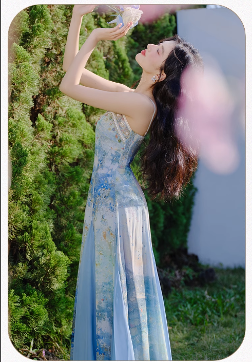 Vintage Fashion Blue Floral Print Design A-line Long High-waisted V-neck Spaghetti Strap Dress TP3332