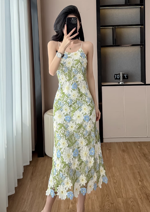 New Fashion Green Floral Embroidery Design Midi A-line Spaghetti Strap Dress TP3343