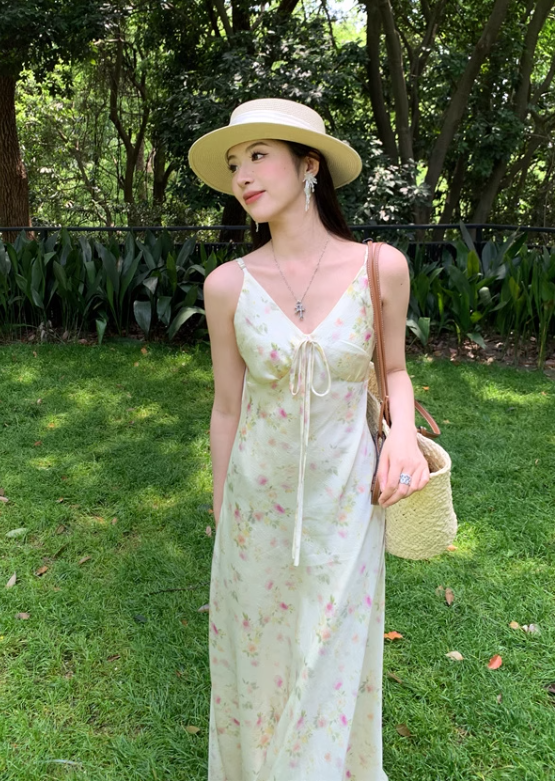 Retro Fashion Floral Design Beach Holiday A-line Spaghetti Strap Dress TP3375