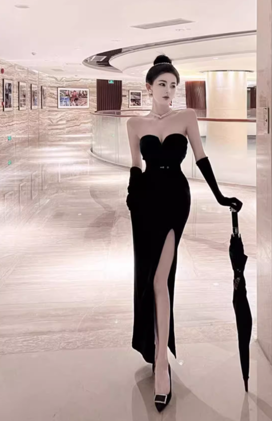 Simple Fashion Black Sleeveless Split Design Prom Dress Elegant A-line Strapless Dress TP3530