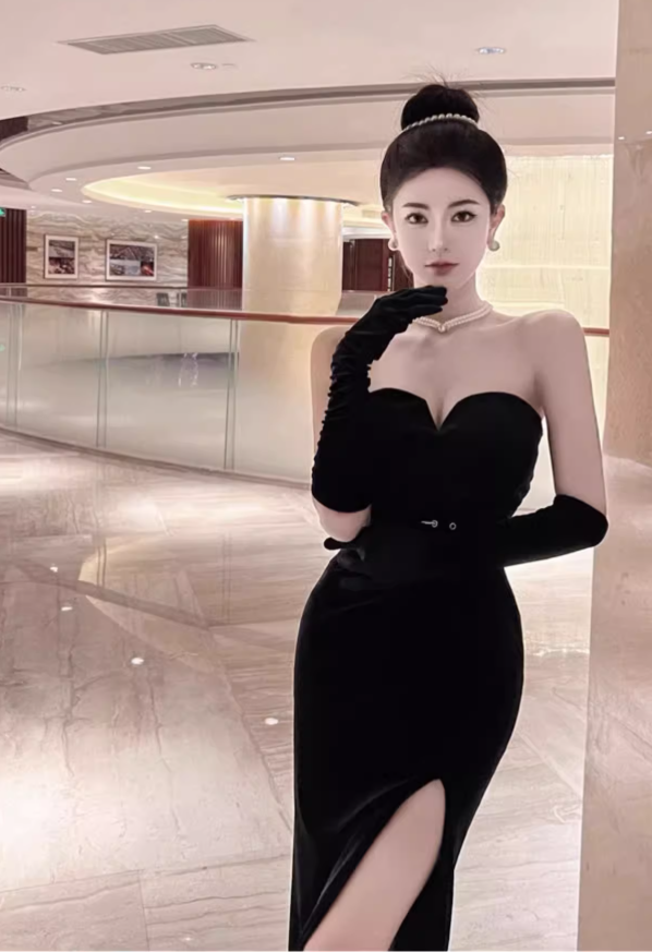 Simple Fashion Black Sleeveless Split Design Prom Dress Elegant A-line Strapless Dress TP3530
