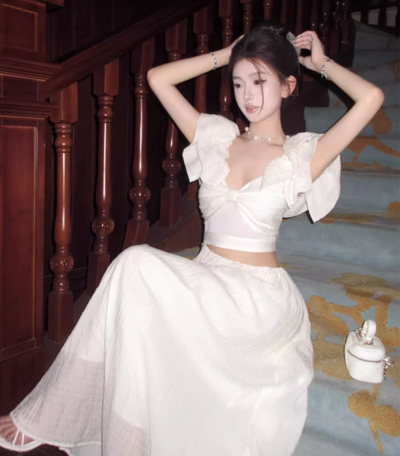 Sweet Apricot V-neck Waist-exposing Design A-line Cute Sleeve Women Dress TP3573