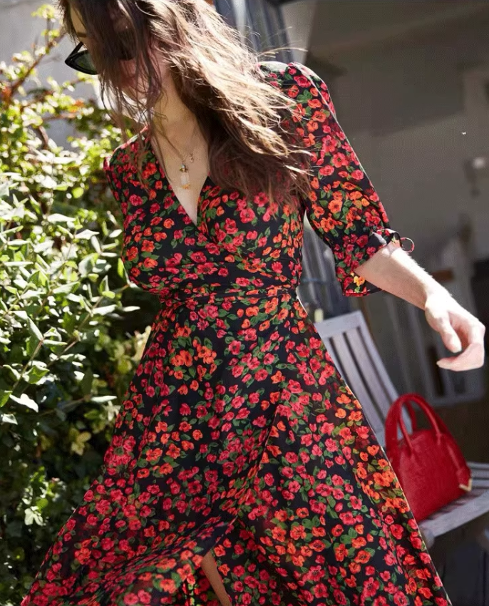 Vintage Floral V-neck Design A-line Half-sleeved Women Party Dress TP3893