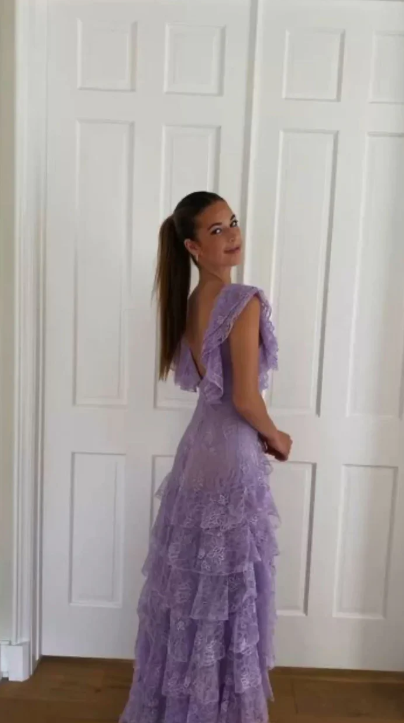 Elegant Lilac V-neck Prom Dress Lace Sheath Evening Gown Long Party Dress Tiered Formal Dress TP4745