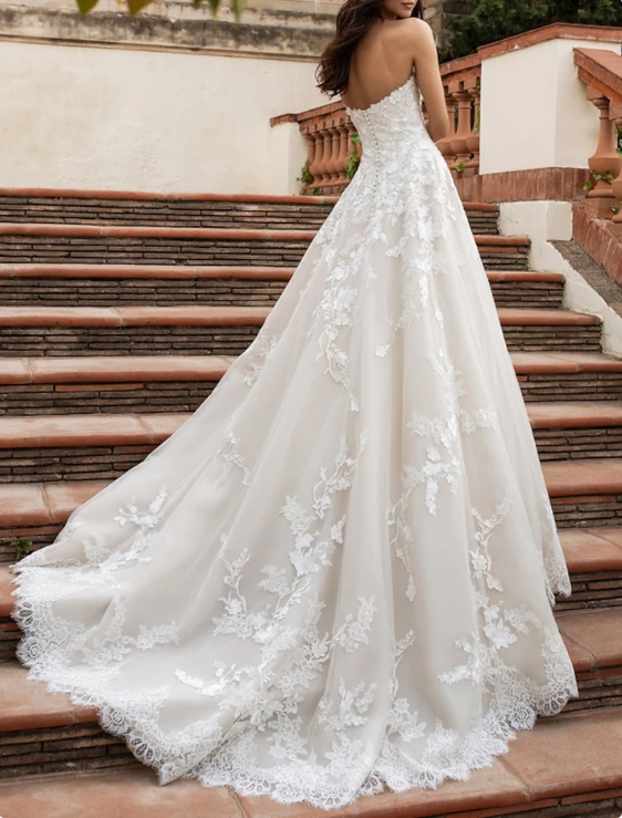 Elegant White Lace Applique Sweetheart A-Line Strapless Trailing Long Wedding Dress TP4830