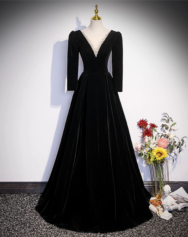 Elegant Black Velvet Beaded A-Line Evening Gown Long-sleeved V-neck Party Dress Long Formal Dress TP4960