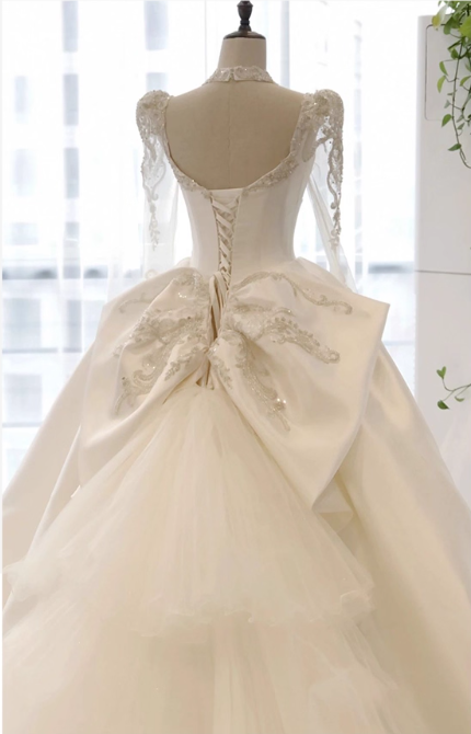 Vintage White Satin A-Line Lace Long-sleeved Wedding Dress TP5026