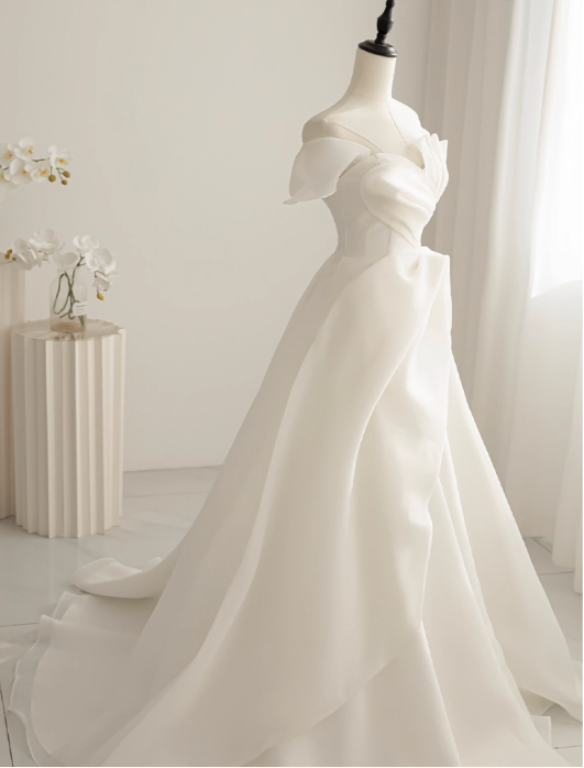 Vintage White Tulle A-Line Off-the-shoulder Wedding Dress TP5030