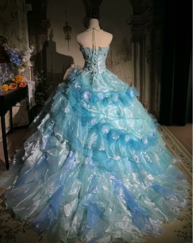 Vintage Light Blue 3D Flowers Embellished Layered Ruffled Tulle 3D Sweet 16 Quinceanera Ball Gown TP5297