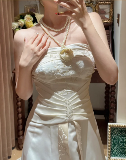 Vintage Ivory Strapless Satin Embroidery Wedding Dress TP5454