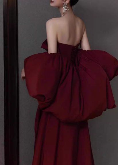 Elegant Burgundy Strapless Mermaid Gown with Oversized Puff Sleeves & Ruched Bodice Prom Dress TP5582