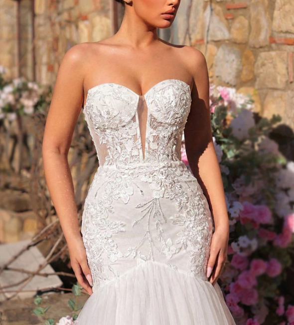 Vintage Strapless Sweetheart Mermaid Floral Lace Appliques Tulle Wedding Dress TP5983