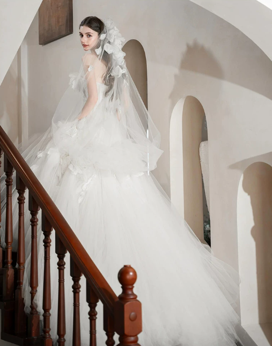 Romantic Ivory Strapless Mermaid 3D Floral Appliques Tulle Chapel Train Wedding Dress TP6121
