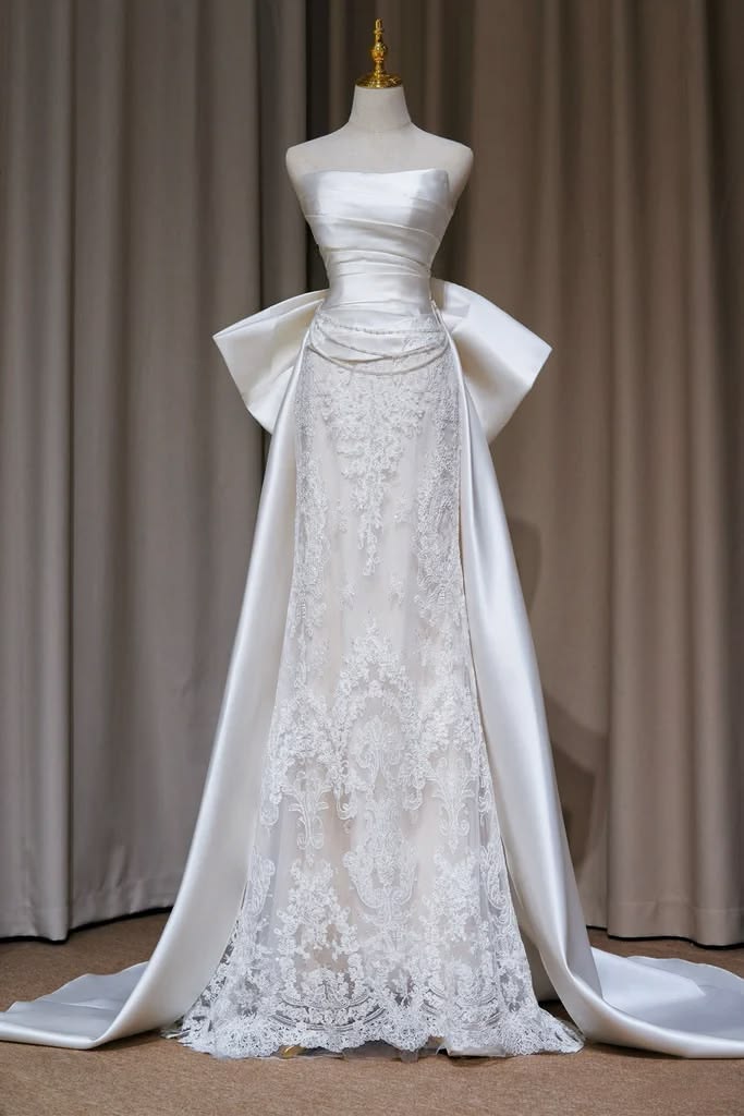 Ethereal Strapless White A-line Prom Dress Lace Wedding Dress TH044