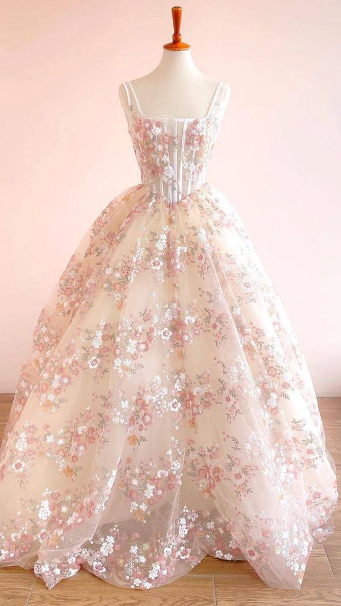 Ethereal A-line Spaghetti Straps Pink Long Evening Dress Embroidery Lace Prom Dress TH193