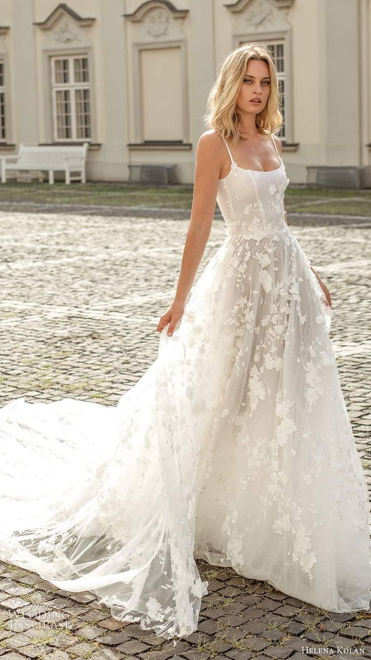 Elegant A-line Spaghetti Straps Long Wedding Dress 3D Appliqué Flowers Tulle White Prom Dress TH227
