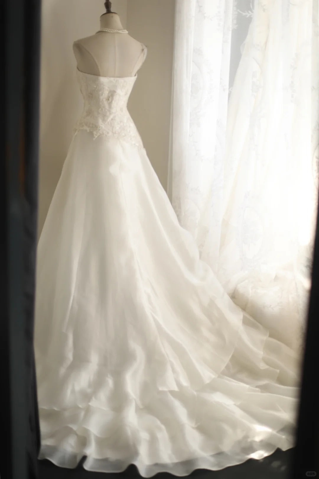 Elegant A-line Sweetheart Neck Long Wedding Dress Tulle White Prom Dress TH280