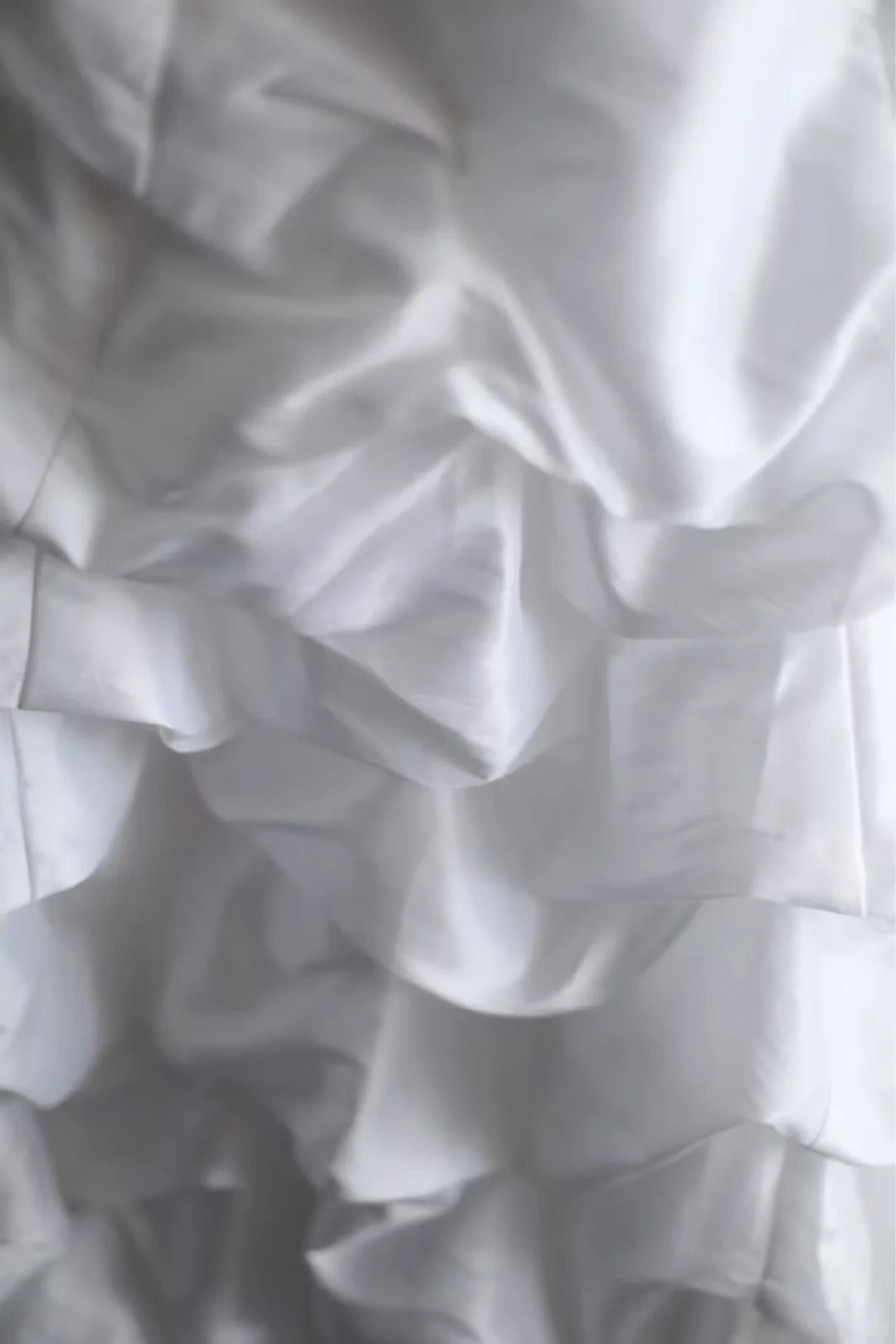 Elegant A-line Sweetheart Neck Long Wedding Dress Pleated Satin White Prom Dress TH285