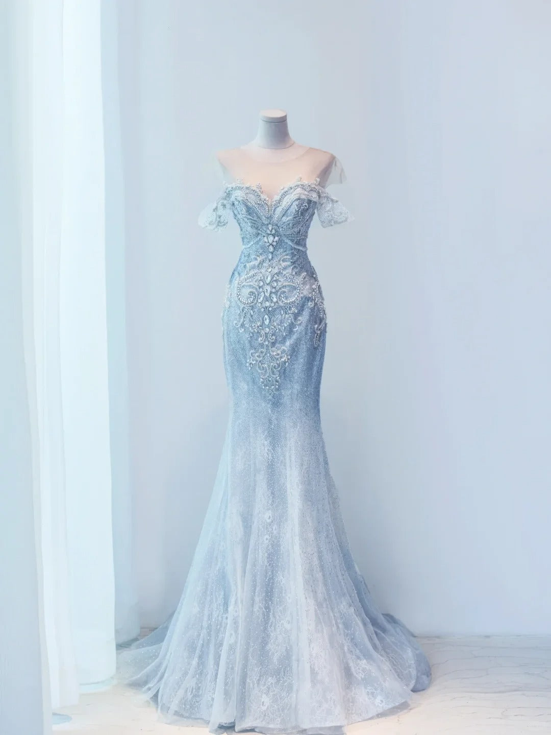 Elegant Mermaid Sweetheart Blue Evening Dress Beaded Sequins Tulle Prom Dress TH387