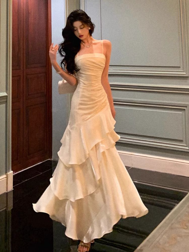 Ethereal Spaghetti Straps White Sheath Prom Dress Ruffled Wedding Dress TH063
