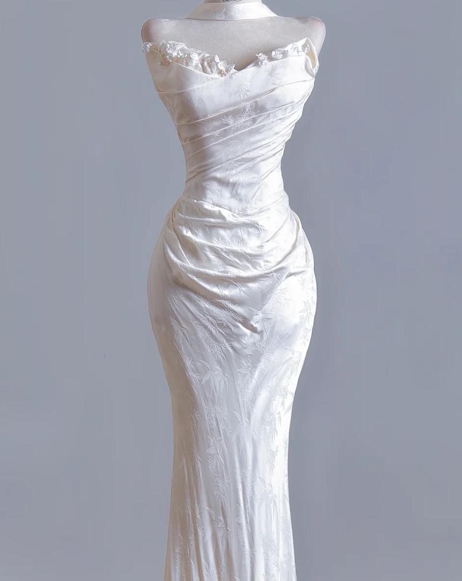 Ethereal Off-the-Shoulder White Mermaid Prom Dress Wedding Dress TH065