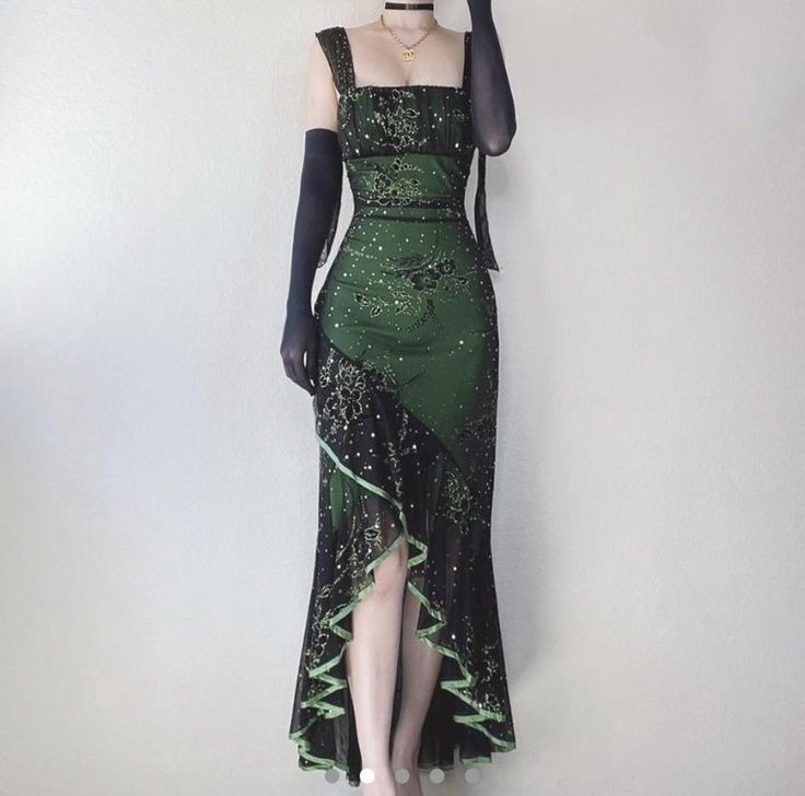 Green Spaghetti Strap Ruffle Vintage Long Prom Dresses TP1675