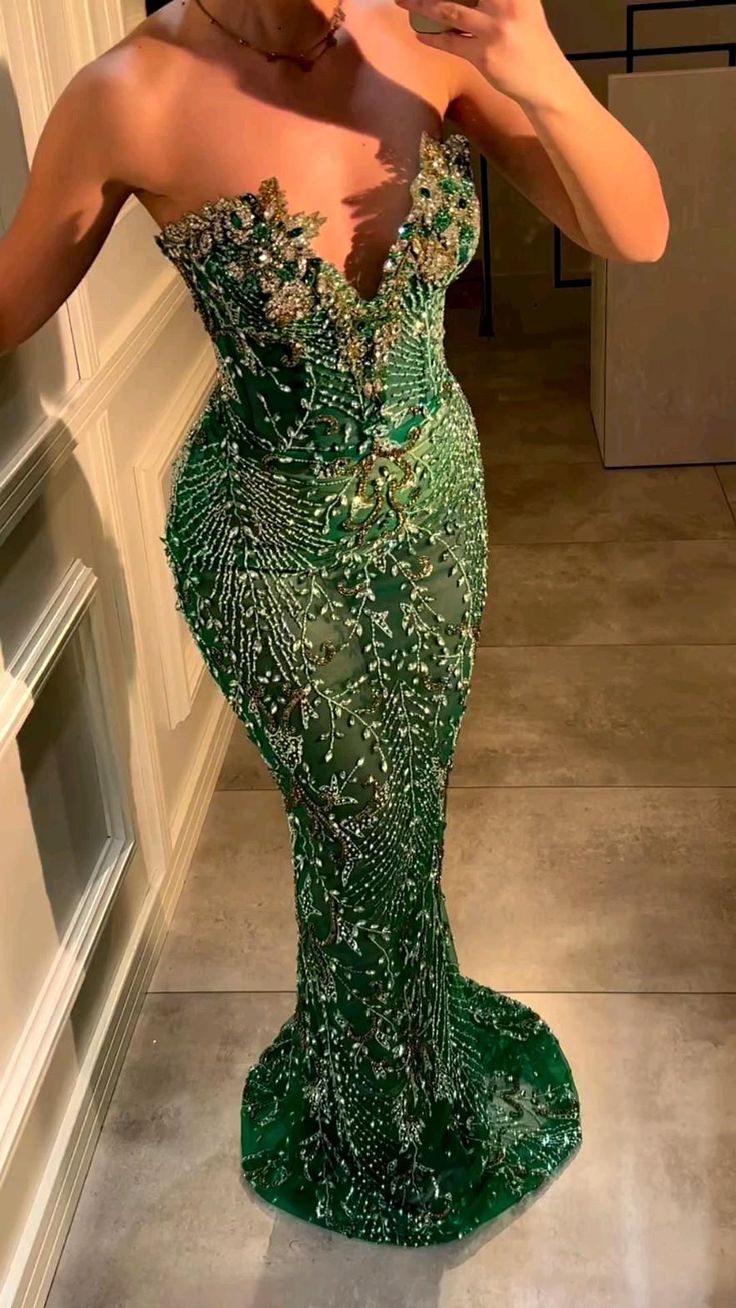 Green mermaid heavy strapless sweetheart neckline beaded glitter long ball gown TP1757