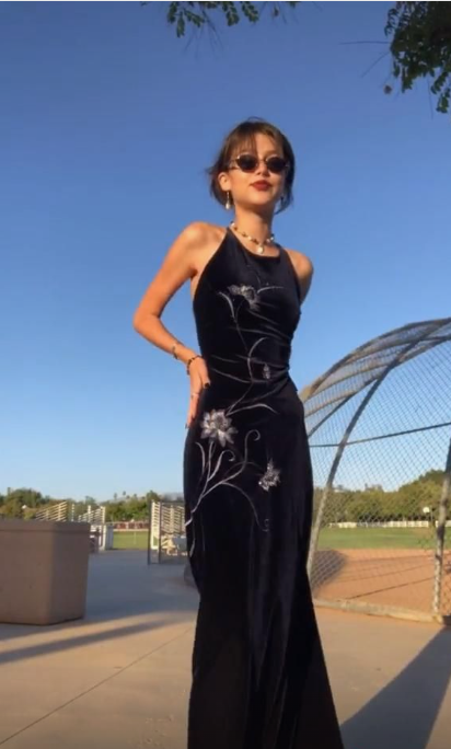 Vintage Navy Mermaid Embroidery Round Neck Off Shoulder Velvet Dress TP1777