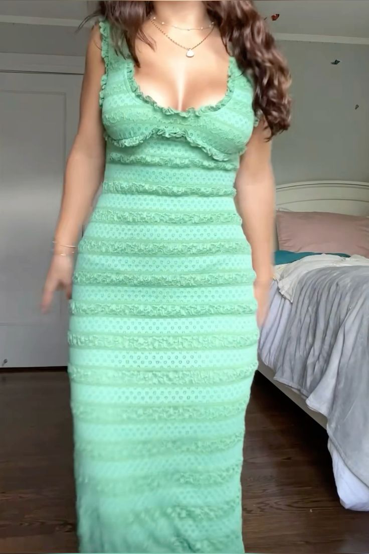 Sexy and Chic Green Skinny Strap Backless Ankle-Length Dress TP1868