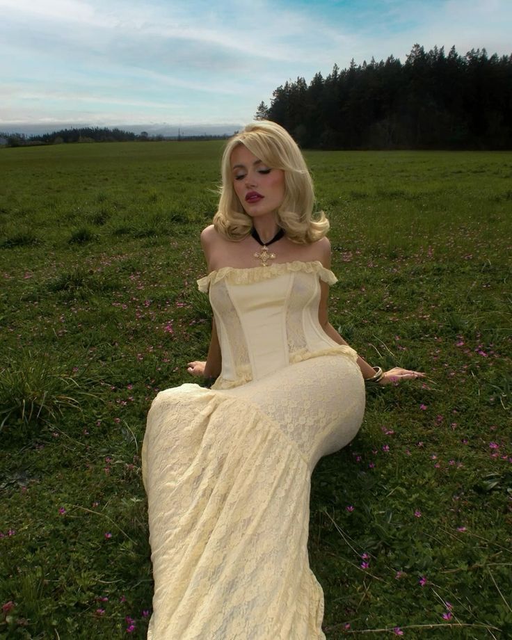 Chic Light Yellow Two-Piece Mermaid Lace Floor-Mounting Ball Gown Evening Dress TP1966