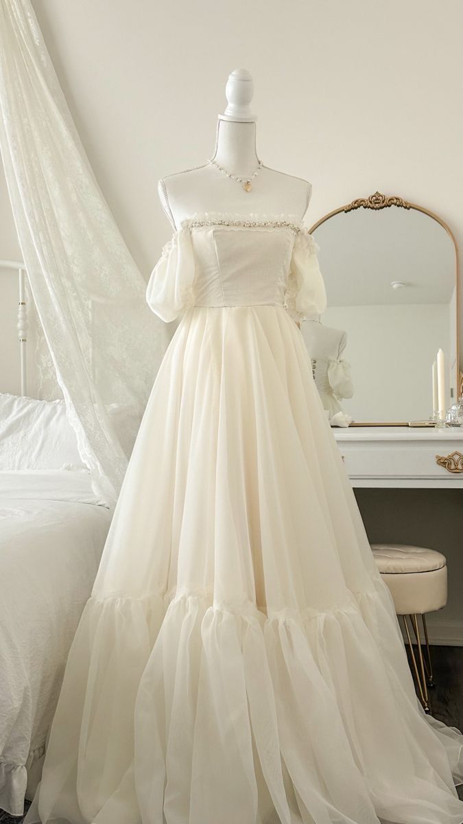 Elegant A-Line Ivory Off-Shoulder Tulle 19th Birthday Princess Dress Prom Dress TP2172