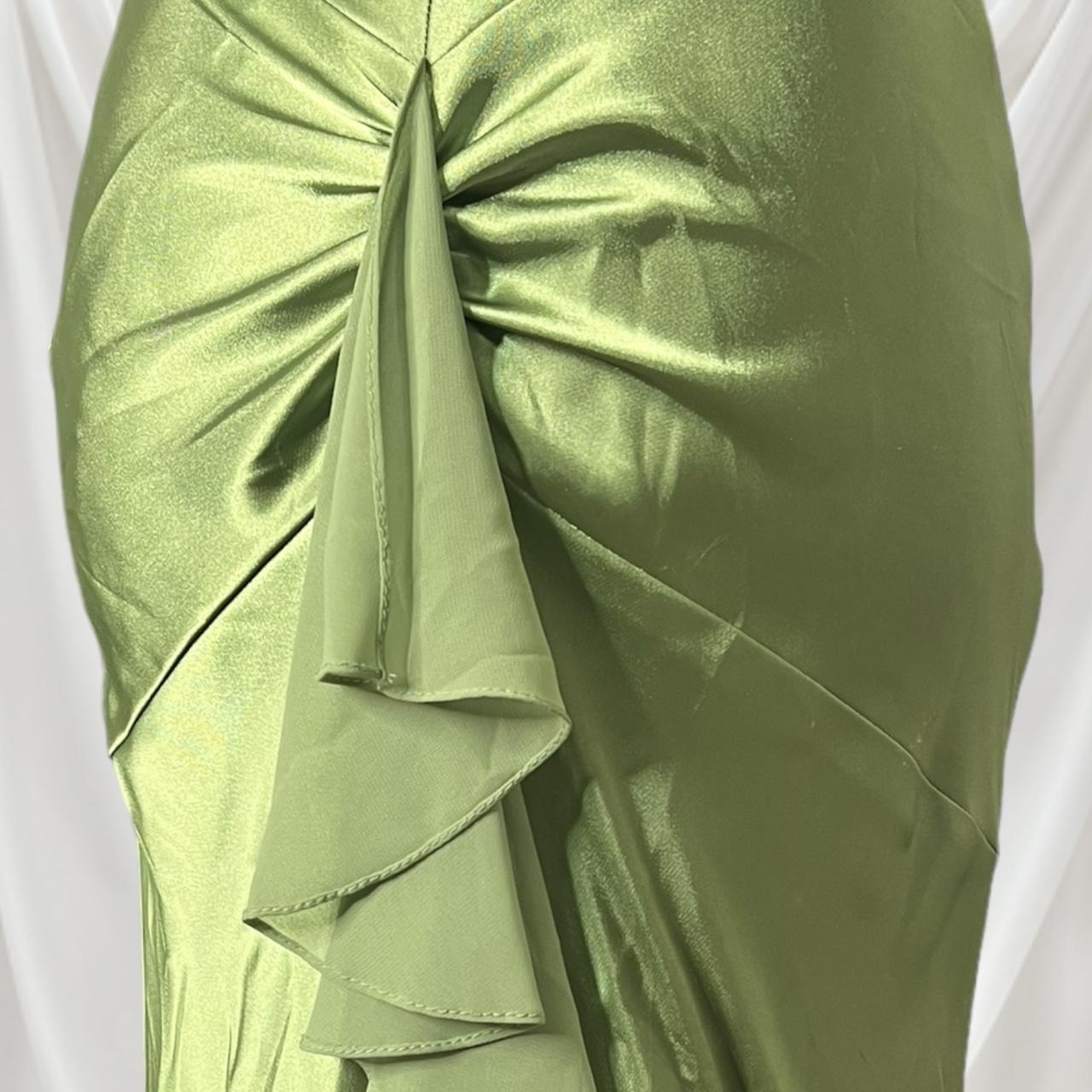 Sexy Green Halter Neck Low Cut Satin Mermaid Formal Prom Dress Evening Gown TP2183