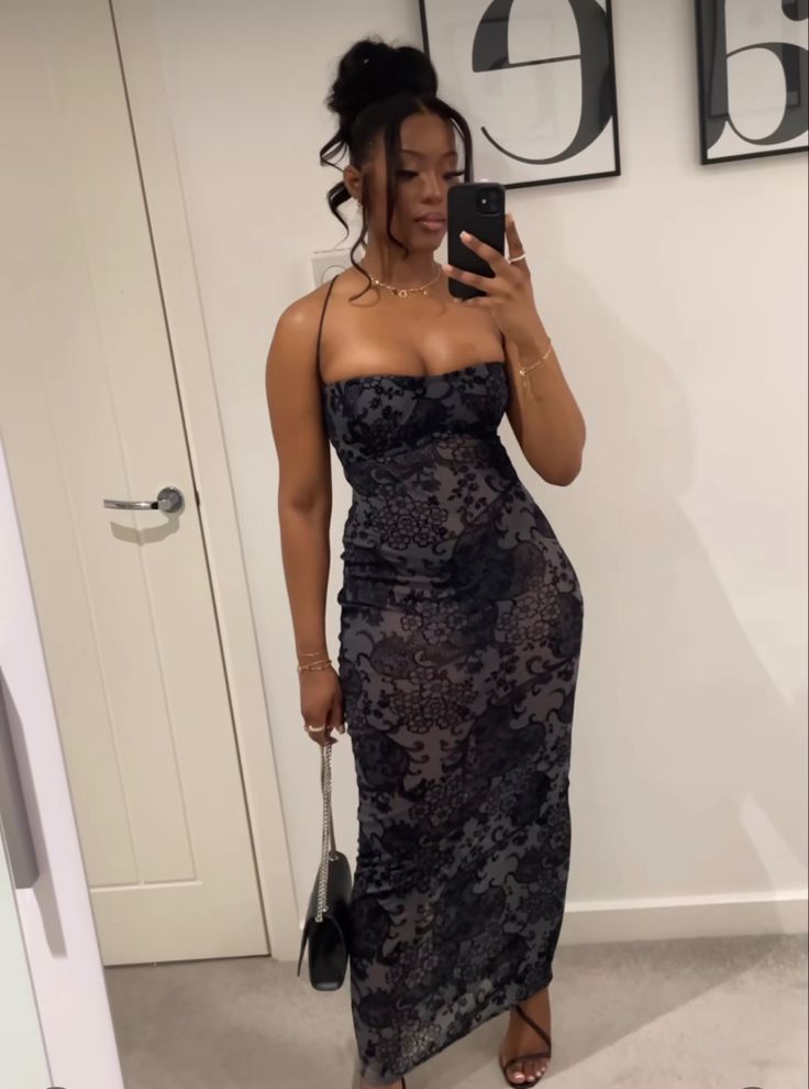 Sexy Retro Mermaid Strap Low Cut Lace Black Long Prom Gown Evening Dress TP2323