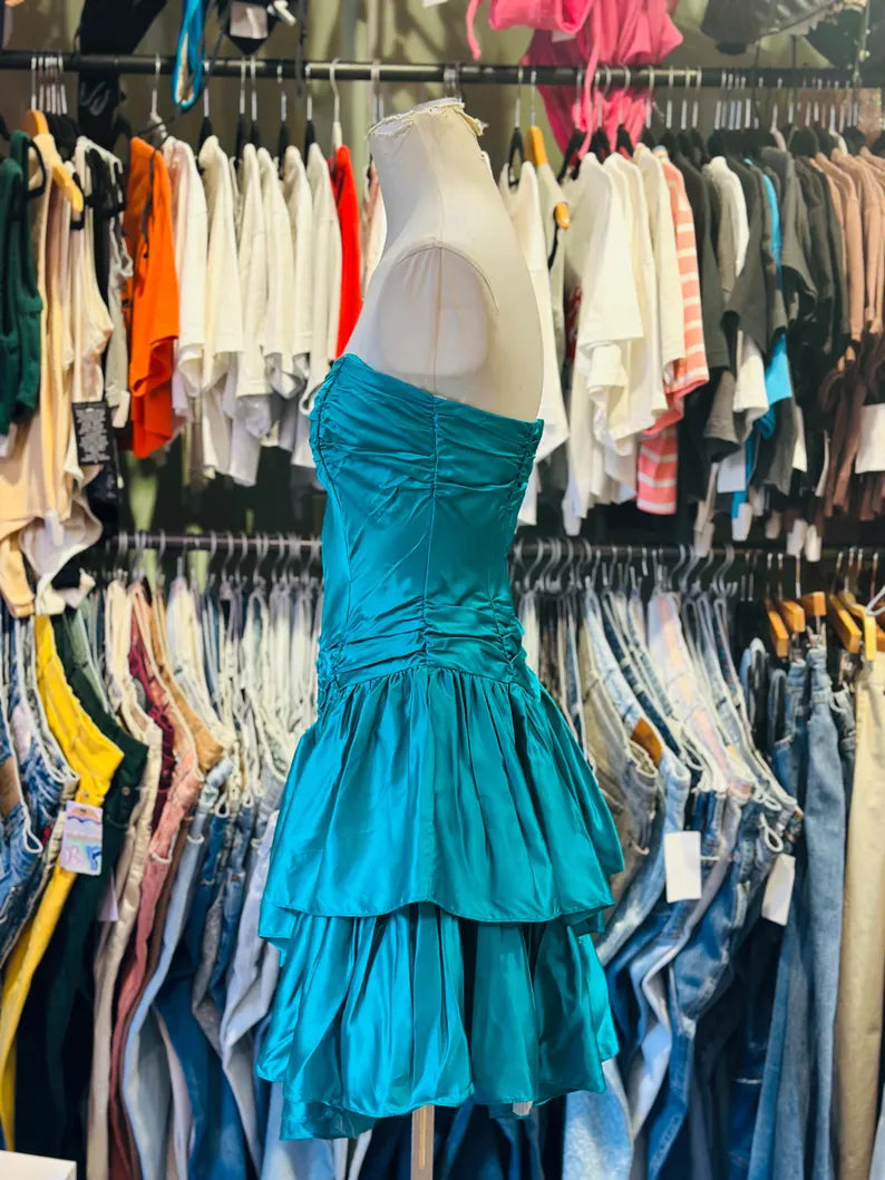 Vintage Satin Sleeveless Sweetheart A-Line Short Prom Dress Party Dress TP2388