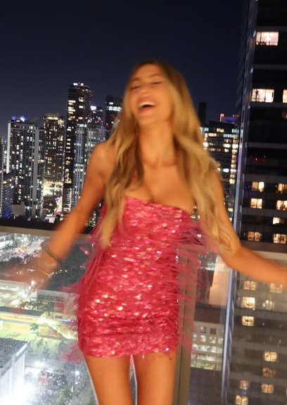 Gorgeous Pink Off Shoulder Sleeveless Sequined Mini Prom Gown Party Dress TP2450